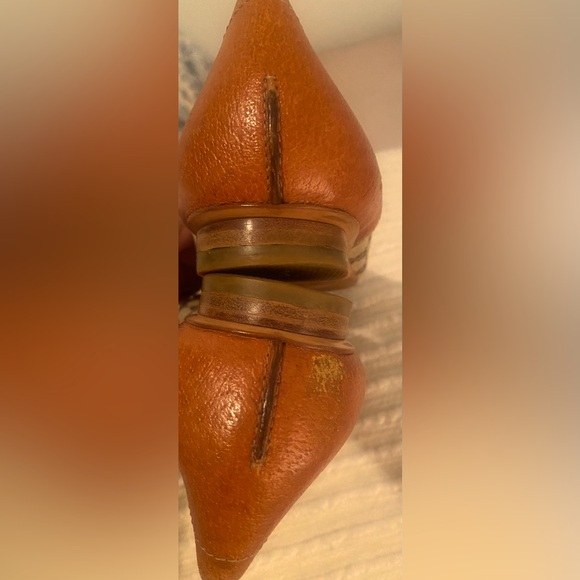 Gorgeous GUCCI Classic GG logo Flats• VINTAGE from the 90s . Size 11B - Picture 11 of 12